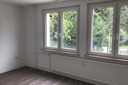 Lichtdurchflutete 3-Zimmer Wohnung mit Balkon - Bielefeld Heepen