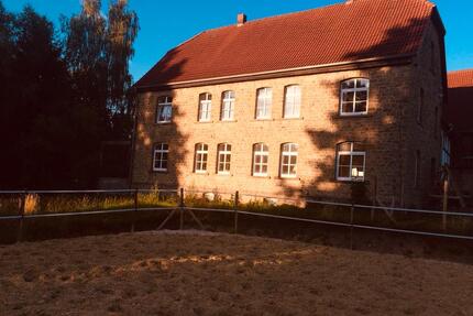 Reiterhof, Herrenhaus, Mehrfamilienhaus 3-7 WE, Reitplatz - Lemgo