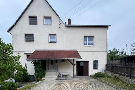 Wohnhaus in Marieney mit ca. 160 m², Garage und Werkstatt - Adorf/Vogtland