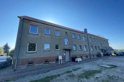 Jetzt mit mehr Miete! Mehrfamilienhaus mit acht Wohnungen in Berge OT Muggerkuhl