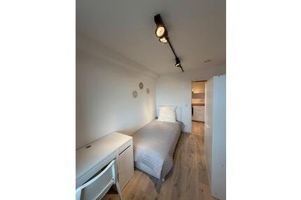 WG-ZIMMER IN NÜRNBERG-THON ZU VERMIETEN - MÖBLIERT + KÜCHE