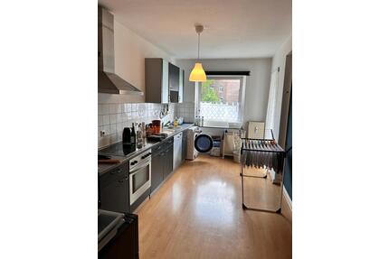2 Zimmer Wohnung mit Küche - 1.015,00&nbsp;EUR Kaltmiete, ca.&nbsp; 65,00&nbsp;m&sup2; in Düsseldorf (PLZ: 40215) Stadtbezirk 3