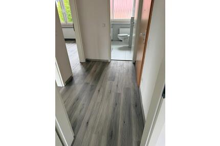 Modernisierte 2 Zimmerwohnung mit EBK und Balkon - Paderborn