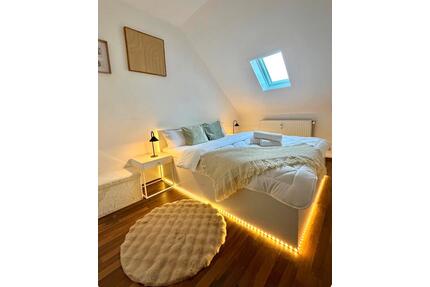 Möblierte Wohnung in Essen Frohnhausen nahe Messe platzt 4-5 Pers