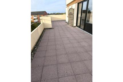 2-Zi.-Penthouse-Whg., neu Renoviert Modernisiert, ca. 80m² Terr - Bardowick