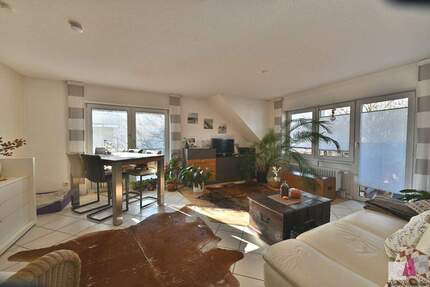 In ruhiger Ortsrandlage von Haltingen - gemütliche 2-Zimmer-Dachgeschoss Wohnung - Weil am Rhein