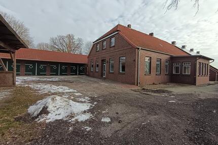 Einfamilienhaus in Alleinlage – Zetel-Idagroden