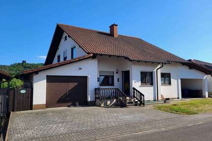 Haus zum Kaufen in Busenberg 480.000,00 € 230 m²