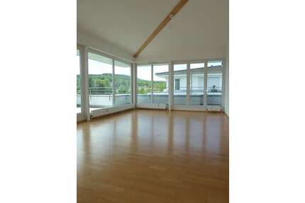 Wohnung zum Mieten in Reutlingen 1.330,00 € 100 m²