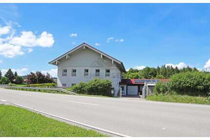 Haus zum Kaufen in Siegsdorf 899.000,00 € 225 m²