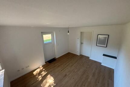 Neu sanierte Einliegerwohnung 26 m² in Borchen