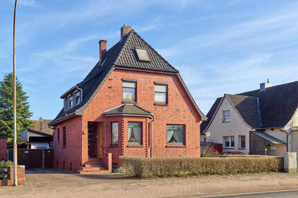 Charmantes Wohnhaus mit viel Fläche, Wintergarten, Dachterrasse und großem Garten in Winsen (Luhe)