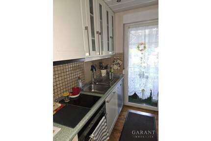 Schöne Wohnung direkt neben Bahn und Bus - Stuttgart Dürrlewang