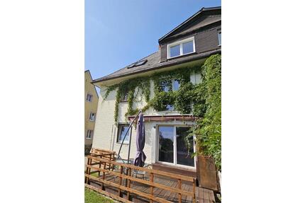 Doppelhaushälfte mit Einliegerwohnung in Bestlage - Titisee-Neustadt