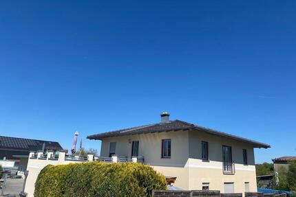 Wohnen wie in der Toskana - 1.020,00&nbsp;EUR Kaltmiete, ca.&nbsp; 116,00&nbsp;m&sup2; in Ergoldsbach (PLZ: 84061) Langenhettenbach