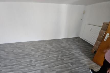 Aerzen Zentrum WG Zimmer mit Küche Unmöbliert WLAN Jobcenter mg