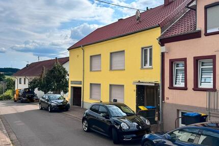 Bauernhaus Reisbach - 187.000,00&nbsp;EUR Kaufpreis, ca.&nbsp; 125,00&nbsp;m&sup2; in Saarwellingen (PLZ: 66793)