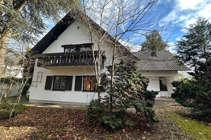 Einfamilienhaus mit Garage in München-Aubing