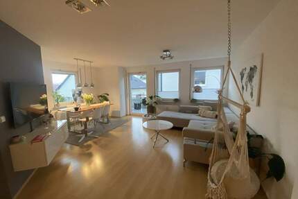 *** CHIC - TOLLE AUSSTATTUNG - SONNIG *** - Köngen