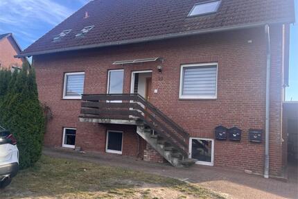 Mehrfamilienhaus mit 3 Wohneinheiten ( vermietet)) in Isenbüttel