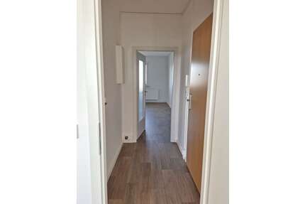 Wohnung zum Mieten in Glauchau 365,00 € 54.6 m²