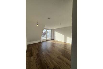 Wohnung zum Mieten in Sindelfingen 973,67 € 55.48 m²