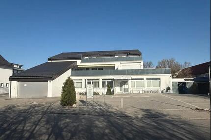 Helle, ruhige 2-Zimmer-Wohnung in Top-Lage Erstbezug - Waldkraiburg