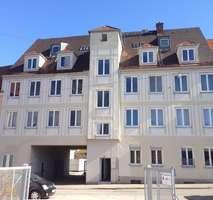 Top saniert: Exklusives und ruhiges möbliertes City-Apartment in - Augsburg Innenstadt