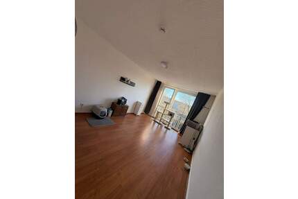 Schöne 3-Zimmer-Wohnung mit Balkon - Krefeld Stadtmitte