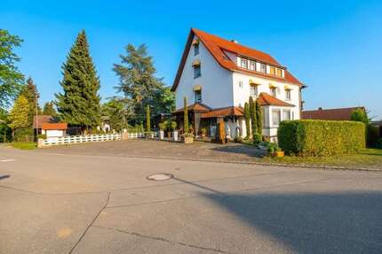 Haus zum Kaufen in Meersburg Riedetsweiler 1.650.000,00 € 389 m² - Meersburg / Riedetsweiler
