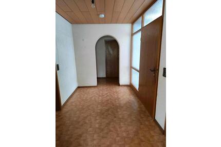 4 Zimmer Wohnung, EG - 900,00&nbsp;EUR Kaltmiete, ca.&nbsp; 100,00&nbsp;m&sup2; in Mudau (PLZ: 69427)