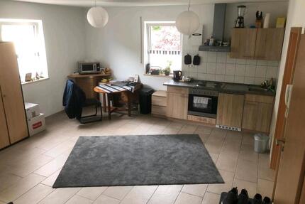 1 Zimmer Wohnung - 390,00&nbsp;EUR Kaltmiete, ca.&nbsp; 35,00&nbsp;m&sup2; in Eichstätt (PLZ: 85072)
