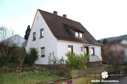 BERK Immobilien - Charmantes Einfamilienhaus mit Garten und viel Potenzial in zentraler Lage - Miltenberg
