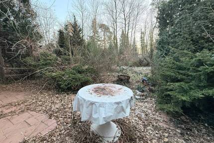 Eigentumsgarten Wochenendgrundstück mit Bungalow in Radebeul