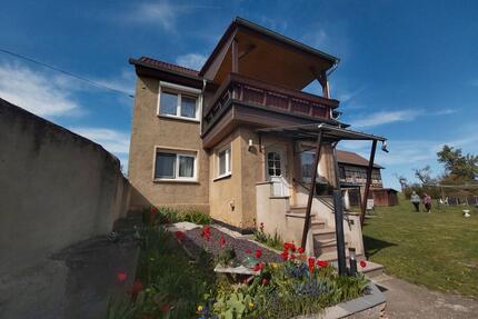 Charmantes Einfamilienhaus mit großem Grundstück - Greußen
