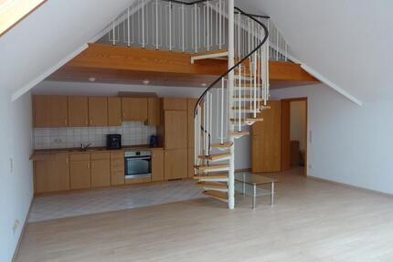 Sonnige Wohnung 2 12 Zimmer Küche Bad in Albstadt-Tailfingen