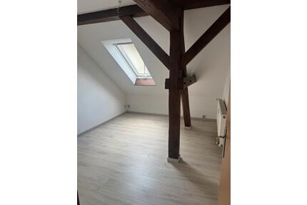 Schöne 2-Raum-Wohnung (Dachgeschoss) - Weißwasser (Oberlausitz)