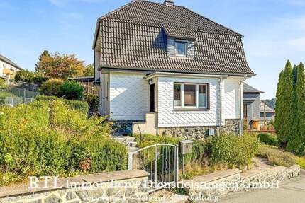 Einfamilienhaus am Rennsteig: Ruhige Lage, Garten & Garage, flexible Raumaufteilung (A1658) - Rosenthal am Rennsteig