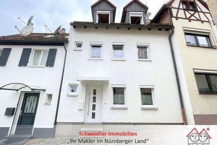Haus zum Kaufen in Lauf an der Pegnitz 268.000,00 € 70.88 m²