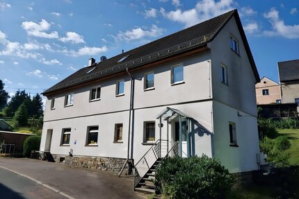 Mehrfamilienhaus mit 3 Wohnungen + 1 Whg Gewerbe im EG - Frankenberg