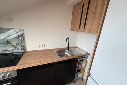 Küche zum verkaufen - 2.300,00&nbsp;EUR Kaltmiete, ca.&nbsp; 65,00&nbsp;m&sup2; in Haar (PLZ: 85540)