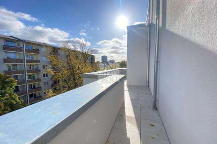 Wohnung zum Mieten in Berlin 2.385,00 € 81.52 m²