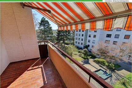 ++ Familienwohnung mit Aussicht, Balkon und Tiefgaragenplatz ++ - Markgröningen