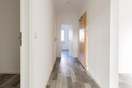 Familienfreundliche 4-Raum-Wohnung mit 2 Bädern und viel Abstellfläche - Chemnitz Klaffenbach