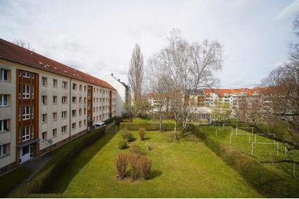 ++ EBK inklusive ++ Moderne 3-Raum-Wohnung mit Balkon und Tageslichtbad - Chemnitz Bernsdorf