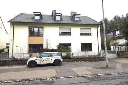 Doppelhaus mit 4 Wohneinheiten und Baugrundstück in Trier ( Hospitals Mühle) auch für Neubauprojekte interessant
