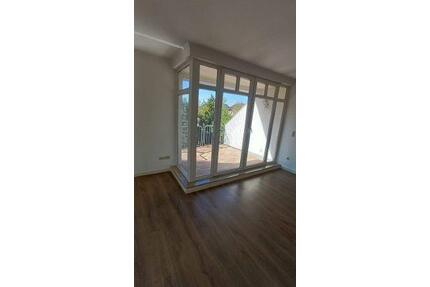 Helle 3,5-Zimmer-Wohnung mit Balkon in Langenhagen