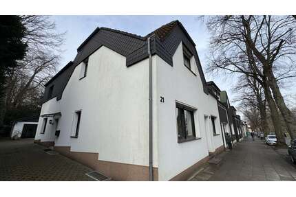 Haus zum Kaufen in Essen Borbeck-Mitte 449.000,00 € 200 m² - Essen / Borbeck-Mitte