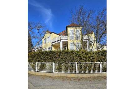 Hauptstadtmakler-Bezugsfreie Traumwohnung in Top Lage - Berlin Zehlendorf