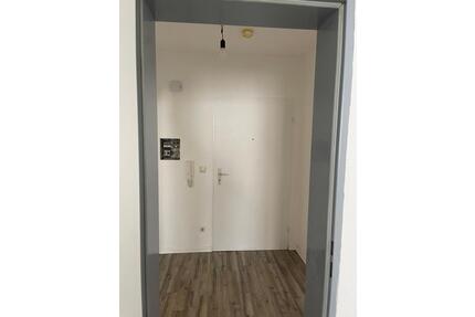 2 Zimmerwohnung mit Balkon - 620,00&nbsp;EUR Kaltmiete, ca.&nbsp; 61,00&nbsp;m&sup2; in Bad Pyrmont (PLZ: 31812)